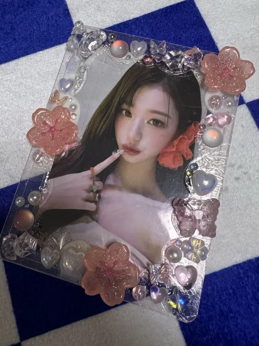 IVE | 아이브 Ive Switch yizhiyu 1st Wonyoung 2 copies on